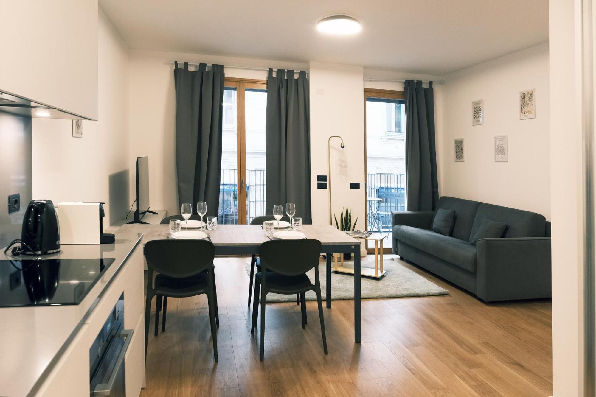 Comecasa Modern Terraced & Palestra Apartment ミラノ エクステリア 写真