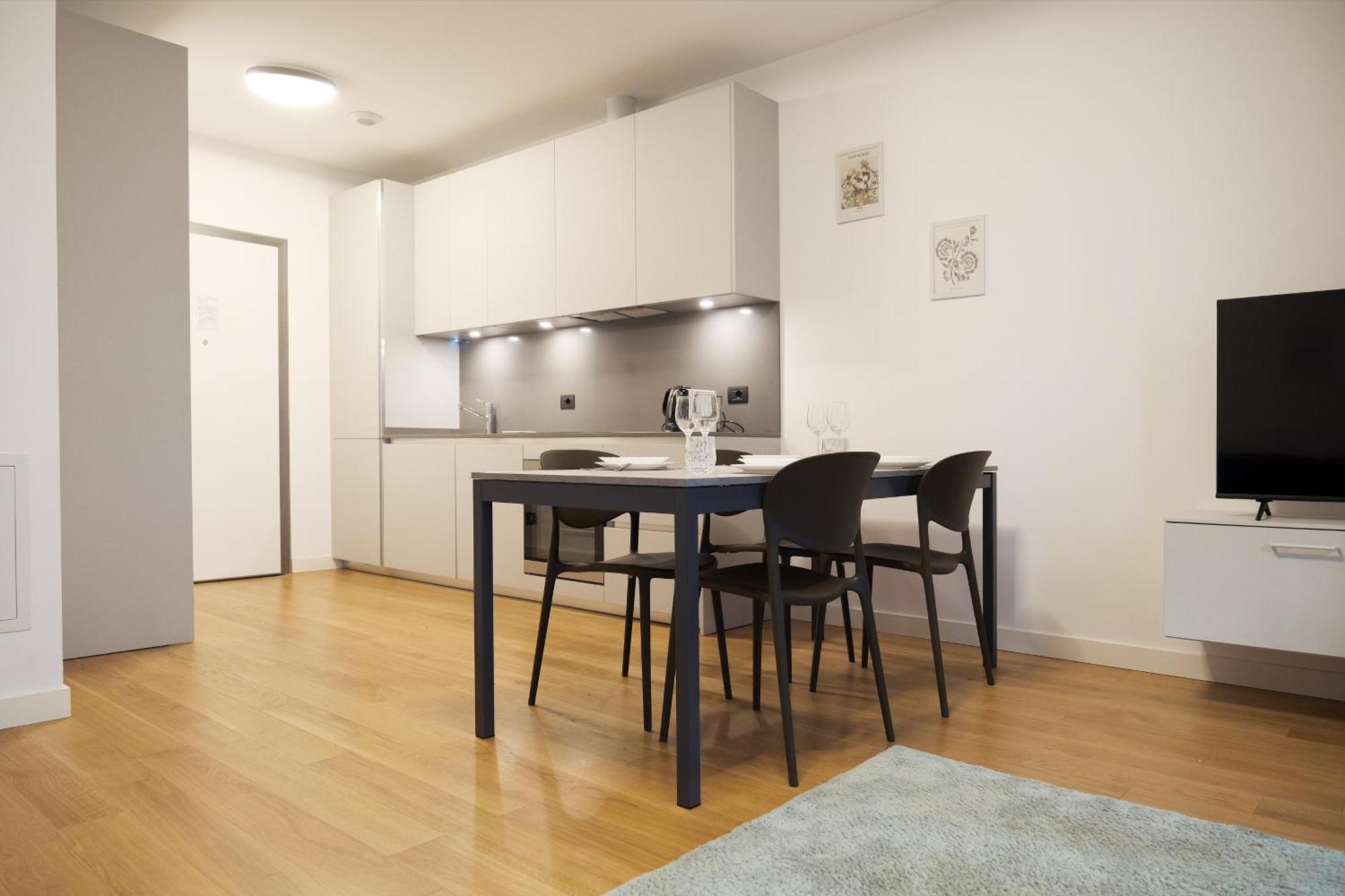 Comecasa Modern Terraced & Palestra Apartment ミラノ エクステリア 写真